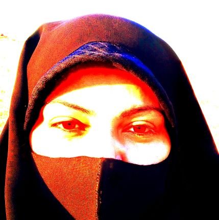 سرباز امام زمان (عج). /یک معلم صبور /
باهوش و شجاع☺️/
عاشق تیراندازی / هنرهای دستی / سفره آرایی /
دوستدار طبیعت