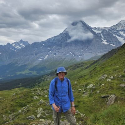 👨🎓Prof.
Education⭐ enterprising teacher educator, ELT specialist,
🗣👏enthusiastic speaker,
✍author, dragon, 🌍travel buff, ☕🍰food, ⚽️🎾⛸sports & music