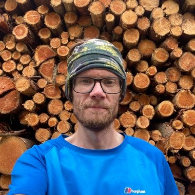 Dave Christie - Anaesthesia/ICM Doctor. some days I am quite tired: “I am no longer mildly weird but deeply, extravagantly deranged.” @thosewecarry