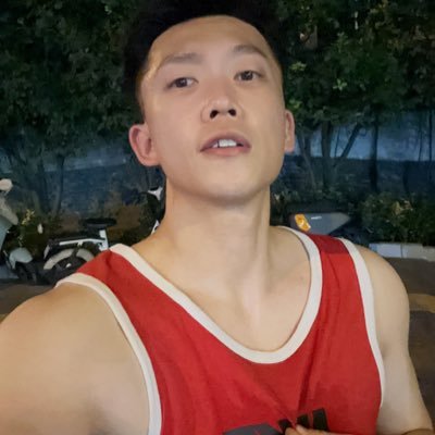 💪上海体育学院毕业,国家二级运动员,性奴/肌M💪画室裸模/性工作者/写真GV拍摄/夜场性爱秀男模 #本账号中所有图片视频内容均为本人可通过视频验证 💪180CM/67KG /23Y #完整版订阅 +Q:261891862(加后私信我你的Q号)🧧199入会可看我作品及更新,还可加入“裸模群”参与直播