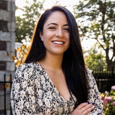 LauraAguirreP's profile picture. Colombian living in St. John’s, NL 🇨🇴🇨🇦@genesis_centre