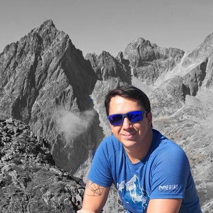 Jan_LukasDesign's profile picture. •  Paramedic • Freelance designer • Biker • Loving father & husband creating a side business 
🇨🇿🇬🇧