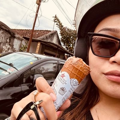 naveicya's profile picture. personal account for hunting concert tickets🫣✨