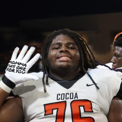 God first | C/O ‘24 | Cocoa high Football OL 6’2 300LB | Track and field shotput and discus | NCAA ID# 2305892345