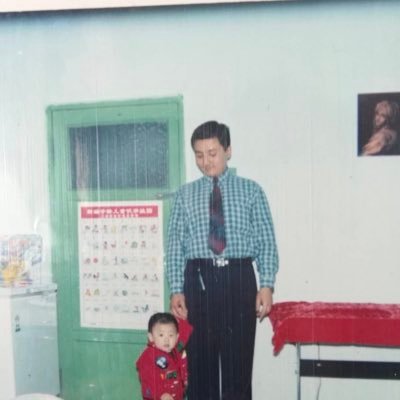 Ryle_Fornow's profile picture. 还没断气.