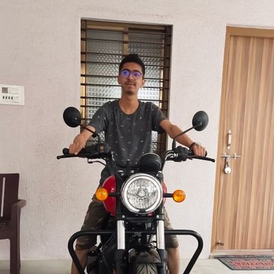 Shubham_Techi9's profile picture. https://t.co/5rRi9xGZfc Guy | IT Student | UI / UX Designer | Web Development | DSA | VITian | Tech Enthusiast | Hustling to Explore