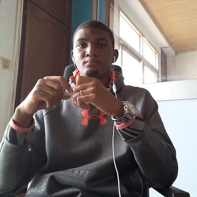 Logisticien et Analyste Projets Junior.
Love challenges, hard work, music 📱🖖, sports 🏀 and travels
Membre de la touittosphère😊