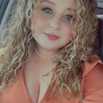Aspiring to be great 😋💪🏻 | Mama Bear 🧸👶🏽 | Leo ♌️ | Magical Hufflepuff Queen 👑 | Poet ⚔️