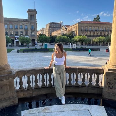 alwaysmiki18's profile picture. 