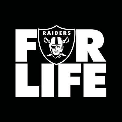 I'm too real for a lot of people.
I tweet what I want.
It's just social media 😐
#RaiderNation #HERETHEYCOME