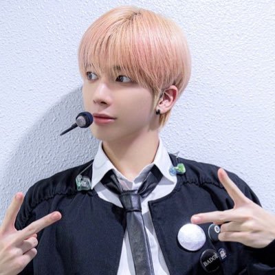 #태현 : “you are my home.” ☆⌒(ゝ。∂) @TXT_members = ♡ ᶻ 𝘇 𐰁 ✶ saw txt 3x!!!!!! 。°(°´ᯅ`°)°。 hyuka + tyun biased..! (=^ ◡ ^=) saw txt 7/22 5/24 9/25 ! (m & y)