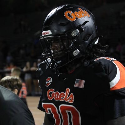 Shelton Ct, Shelton High School Football |Defensive Tackle|6’1 |Class of 2024’ Email:amarizbey@gmail.com Number: 646-684-5522 https://t.co/Fjwik6ppG2