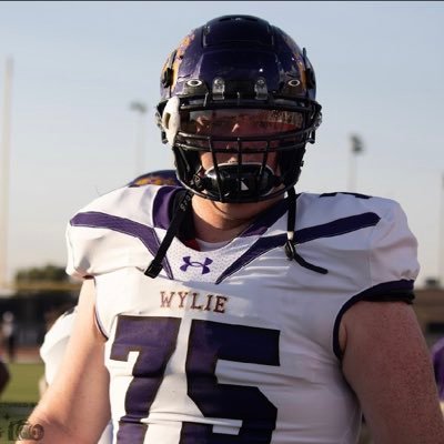 Class of 2024, 6’6 310lbs, OT Wylie varsity football ,#75. Go check out https://t.co/y7hjl3bRwj Phone/325-665-6559