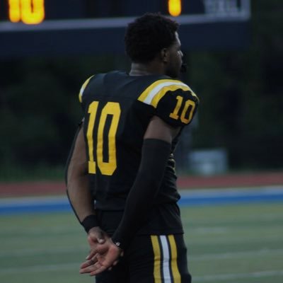 Hazelwood Central High school Football |LB,DB|5’11 205 lbs Class 25| #10| Amondevin07@gmail.com | 4.8 40 | 100m 11.10 |