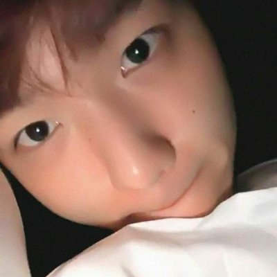 ✎ . . (🍓) .#ᵇᵃᵉᵏʰʸᵘᶰ is really cute, cool, funny and smart….he does everything.