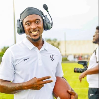 DB coach at Palm Beach Central, Director of football and 12U Head coach at Royal Palm Wildcats Youth football, Founder of Airshow Elite 7v7🏈#FootballIsLife!😎