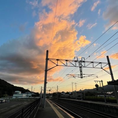 (復帰)ログインできなくなったので再登録。【flierbooklabo】浅田camp/荒木camp/鈴木camp/FELLOW2.3.4期 【現状テーマ】自己分解・自己理解・利他 【好き】読書・神社仏閣・カメラ・podcast(COTENCREW)