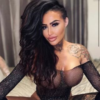 British Inked Glamour Model. 
I only reply on here → https://t.co/JLANmbtWSK 🔞