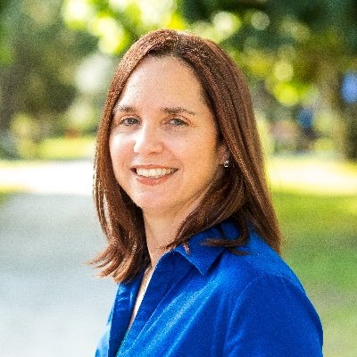 kidlitkate's profile picture. #SCBWI #picturebooks #kidlit #pbsummit #12x12PB