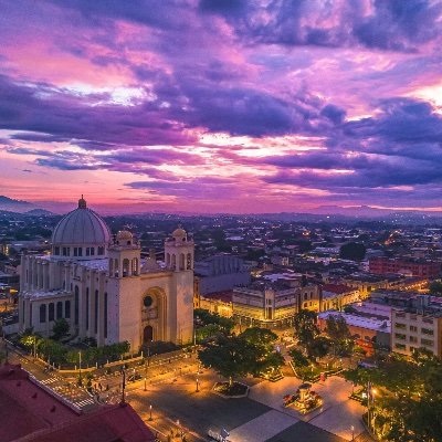 Opiniones personales. Medio ambiente, desarrollo sostenible y cambio climático. También futbol. Retweets no implican endoso de los conceptos.