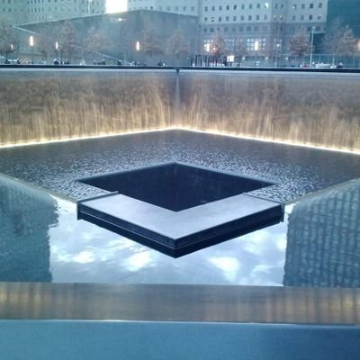 MrM0n0p01y's profile picture. 