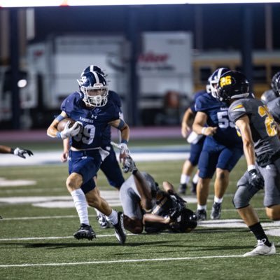 1st Twitter hacked! ||Smithson Valley hs|| class of 24’|| 5.11 145lbs || 4.53 40 4.16 shuttle|| RB,WR,FB