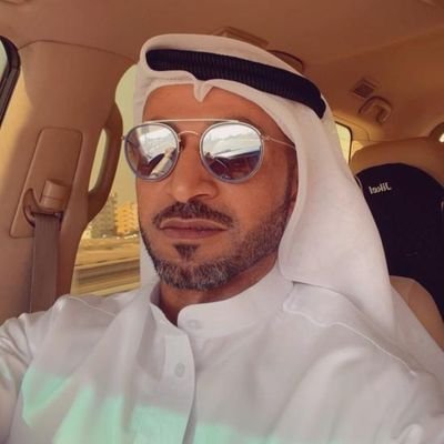 حكم مساعد دولي .