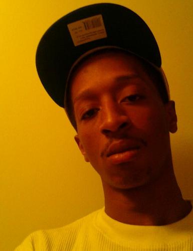 cool laid back always staying sucker free just livin life to the fullest dats all we can do. Free my nigga streetz GBRF whole life