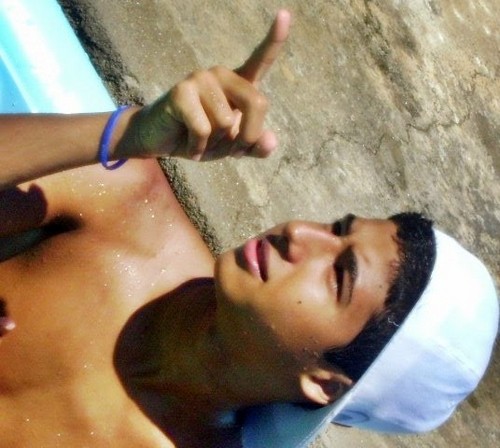 Aquele que não tem medo de curtir a vida (y² .