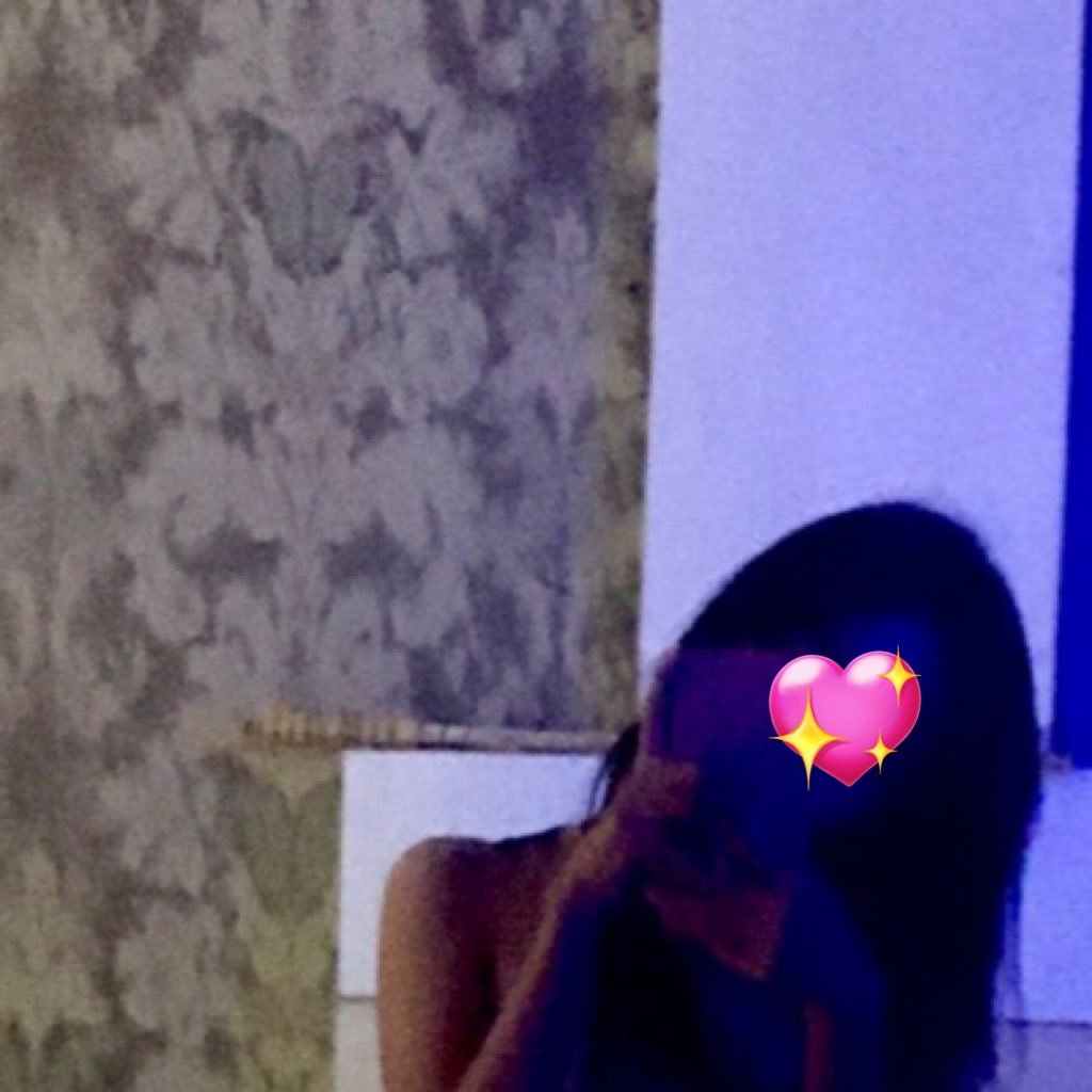 flowreeennn's profile picture. ga open apapun!