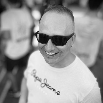 JaviJavicagu's profile picture. Técnico en Emergencias Sanitarias....por el reconocimiento de una profesión.