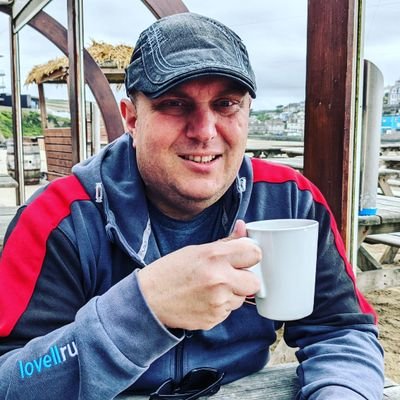 Technology & Pop Culture Geek.
Xbox gamer. Comic Book reader.
Sports lover. Rugby obsessive.
Dragons RFC & Abercarn RFC.

https://t.co/xgMJ0wx2Bm