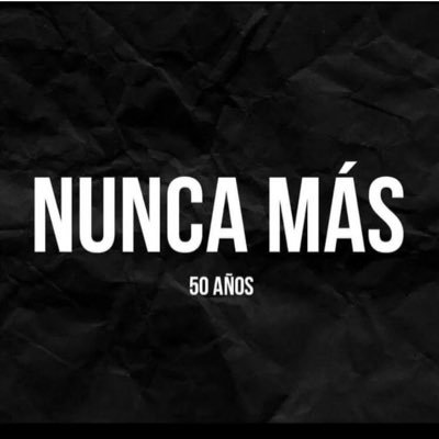 Porteña de tomo y lomo. Sabinera. Aprendiz de feminista, bordadora y tejedora. Asistente Social de vocación y profesión.