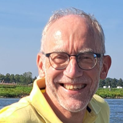 bruisend, festivals+, RA, CCP, sporter pur sang, hoe zwaarder hoe mooier, positivo, vrijwilliger, 60 jaar jong. Fitnessleeftijd veel lager 😉