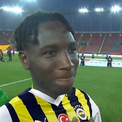 Fenerbahçe bizim anamız babamız herşeyimiz