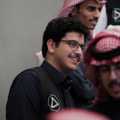 طالب هندسة ميكانيكية في @kfupm | رئيس النادي الإعلامي @MediaKfupm | رئيس لجنة الكتاب السنوي @KFUPMYearbook