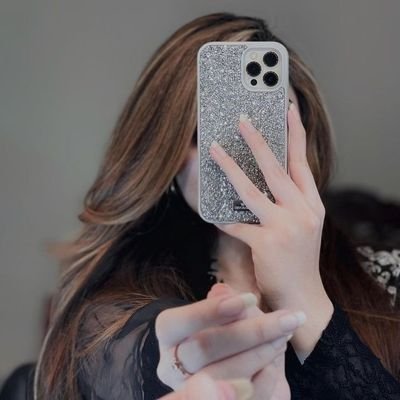 په تمه اوسه..!
د وخت پۀ تېریدو سره خلک اغوستي نقابونه ليرې کوي او اصلي څېره پخپله درښکاره کوي