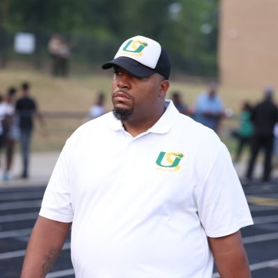 Christ Follower, Husband, & Father | Varsity Co-OC/WRs | Freshman Head Football Coach @LrMillsFootball | Varsity Boys & Girls Asst Track Coach | ΩΨΦ