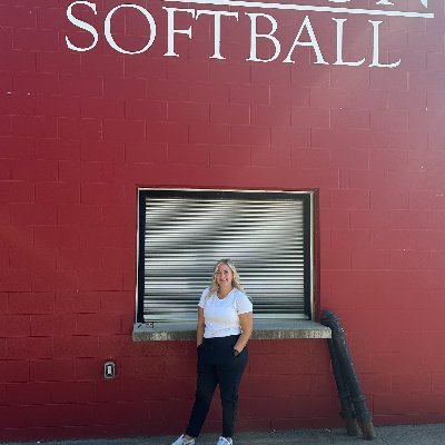 Interim Head Softball Coach at Denison University! Go Big Red!
Camps: https://t.co/GSjnXiewCv