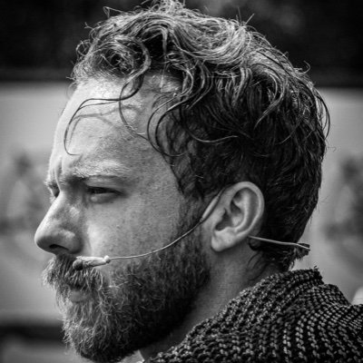Actor | Mocap and PCap Artist | Monster and Creature Actor | Fight Performer / Stunt Performer rep: @JPAAgents / @Voicefox_Agency / @stuntsMoviework