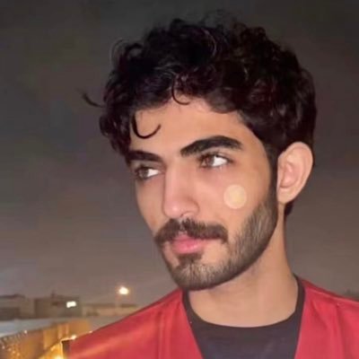 vvc_c1998's profile picture. صراع داخل اوردتي من هناك