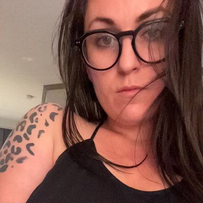 unapplogeticly's profile picture. fuq everything