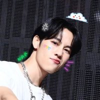ลูกแมวดื้อ (@vtineyuki) 's Twitter Profile