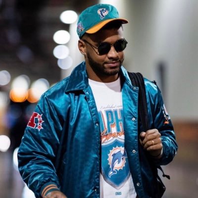 @miamidolphins X @miamiheat 😈 - I FOLLOW EVERYONE BACC 🫶🏽