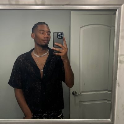 TV/Film Work 🎬 Car Enthusiast 🏎️ IG: Thatboy.omari PS5 Gamer 🎮😝