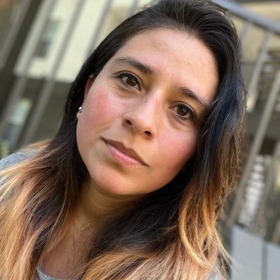 Madre de Vic Matt, Lic. en Derecho, Mtra. Derecho Corporativo. Amante de la música, el café y la buena compañia.