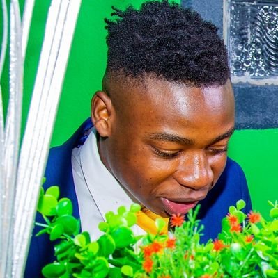 PachawoTatenda's profile picture. African child,one love