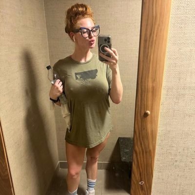 LaneMany3272's profile picture. The lord is my shepherd. I believe in his hands work. I’m single and searching for serious relationship