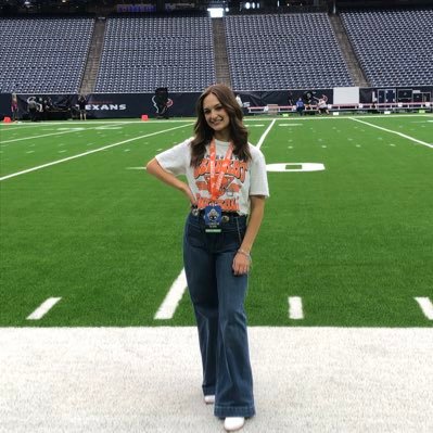 Sam Houston Athletics sports reporter // Photographer // HLSR Junior Rodeo Captain