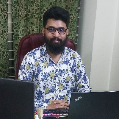 Professional Graphic Designer with 6 years of experience. I am very dedicated and sincere about my work. Thanks
Portfolio: https://t.co/6kQw25mR0o